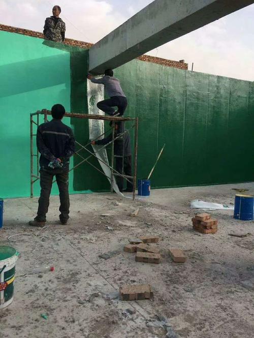 黄冈针对老旧车间地面普遍存在的起砂、裂缝问题